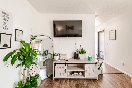 Modern Boho Retreat, in Grove City