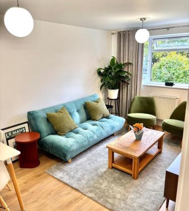 Modern Flat In Penge - 3 person