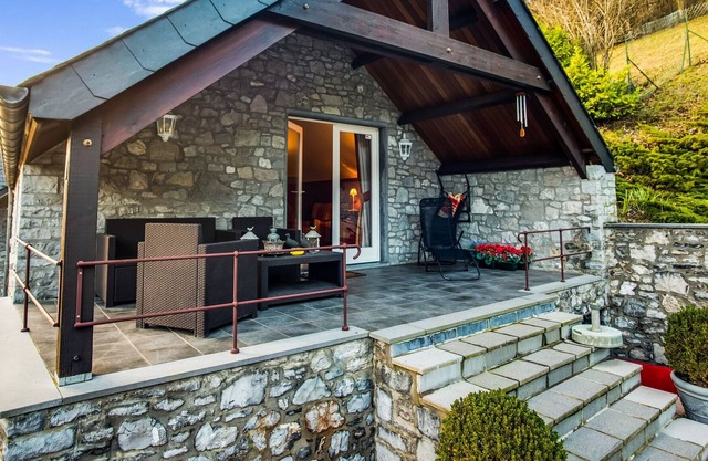 Modern Holiday Home in Sosoye with Private Swimming Pool