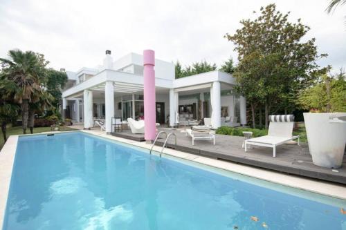 Modern House Ancient Pydna