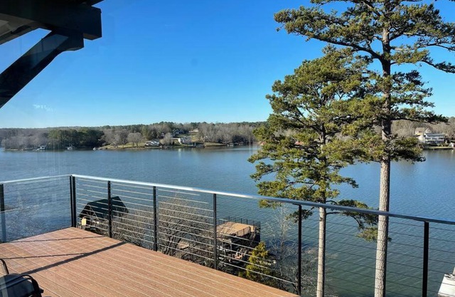 Modern Lakefront Views at Lake Hickory Haven