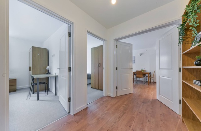 Modern Luxury Stylish 2-bed Apartment Steps From Canary Wharf - 612 Apartments