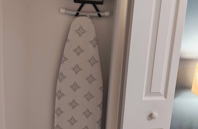 Modern retreat near schools CBU - UCR and hospitals Kaiser - Parkview