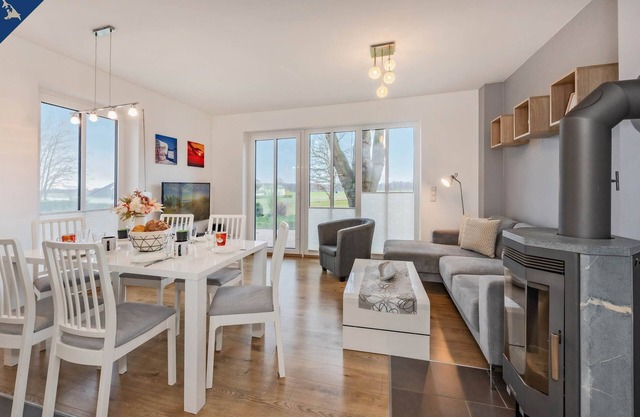 Modern semi-detached house in Korswandt with large garden - quiet and close to nature