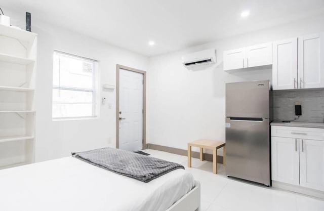 Modern Studio in Heart of Miami
