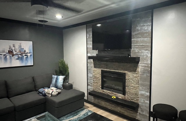 Modern styled 3 Bdrm 2 bath with a Game Room and large sitting and dining area.