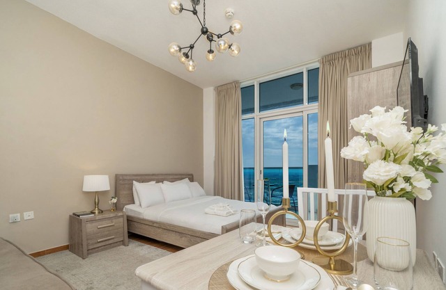 Modern & Stylish Studio in JVT