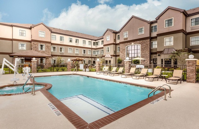 Modern Suite | 24 Hour Business Center + Fitness Center + Outdoor Pool