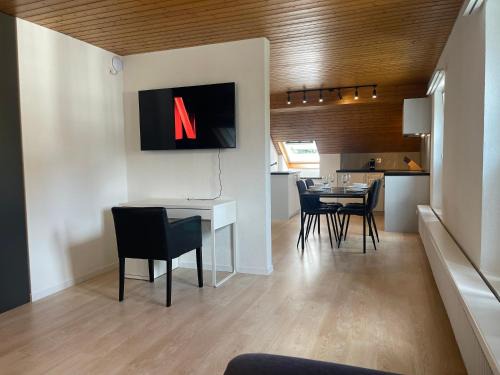 Moderne Dachwohnung im Zentrum von Wald