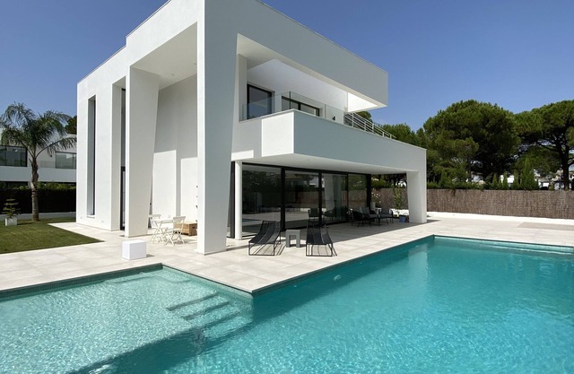 Moderne Luxus-villa in Roche de la Frontera, nah Gelegen an der Costa de la Luz