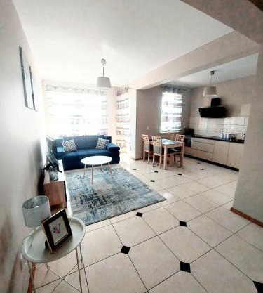 Modlinska Apartments
