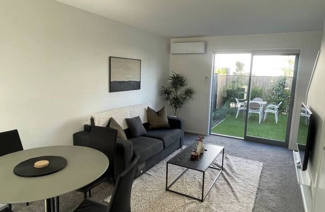 Mohua Lane Urban Paradise