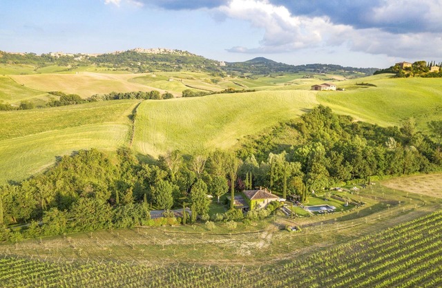 Molino L'Oppino 6, Emma Villas