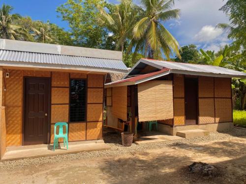 Monera's Native Cabin