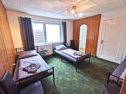 Monteur-Haus Marat Berlin Biesdorf/Marzan/Hellersdorf