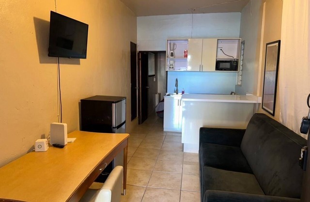 Monthly-1BR Fully Equipped Apt/Convenient Location- UNIT 3