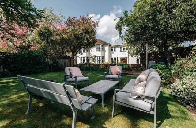 Montpellier House, Centrally Located, Pet Friendly