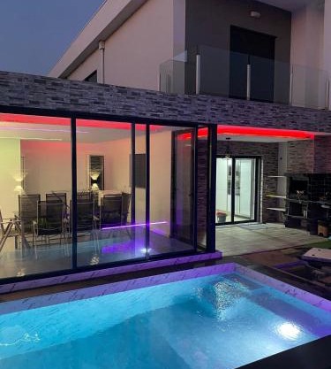 MoradiaT4 com piscina aquecida