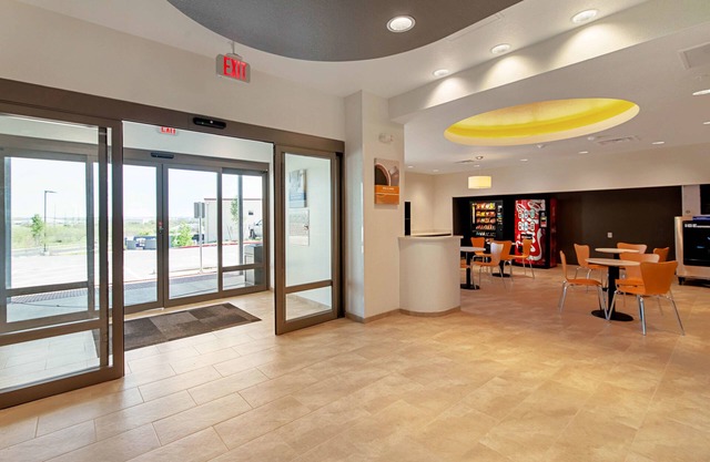 Motel 6 Austin, TX - Airport