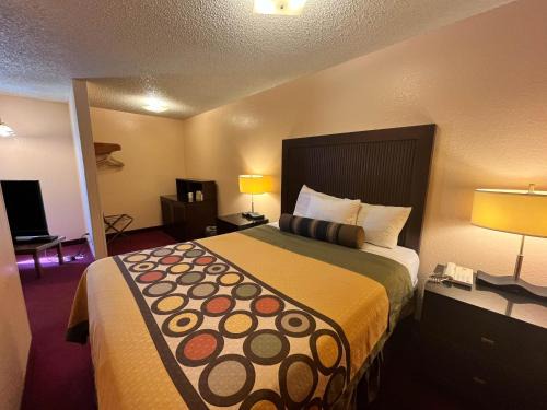 Motel 6 Deming, NM