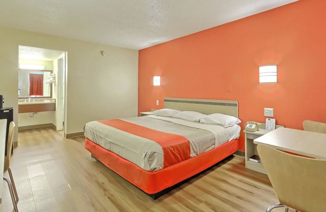 Motel 6 Maple Shade Township, NJ - Philadelphia - Mt Laurel