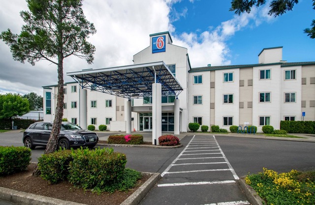 Motel 6 Portland, OR - I-5