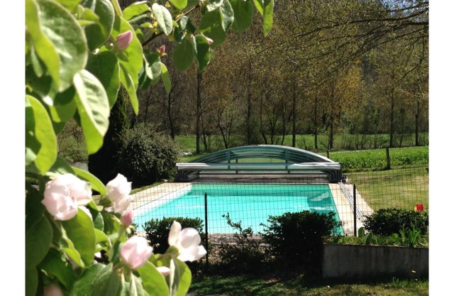 Moulin de Tanayssou, gite "La grange".