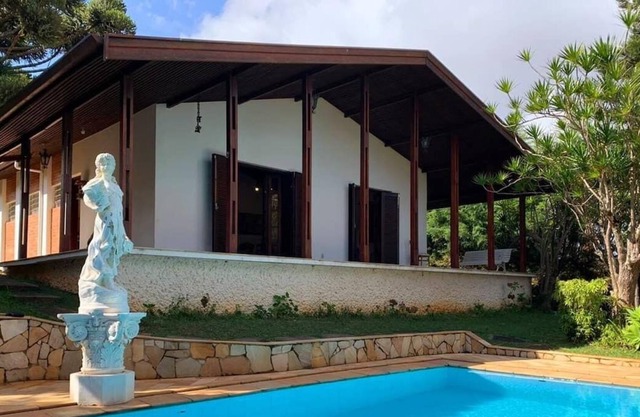 Mountain Abode - A refuge at your fingertips!