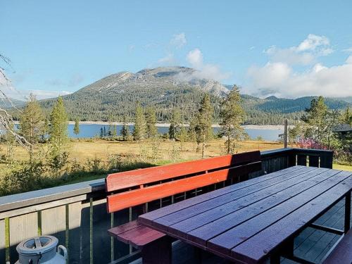 Mountain Cabin With Views Of Bonsenås