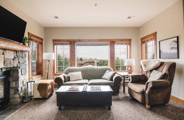 Mountain Creekside: Hot Tub: Golf