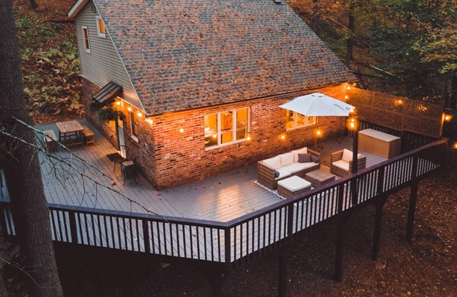 Mountain home close to hiking trails and waterfalls