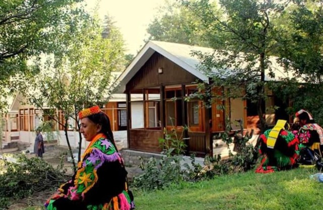 Mountain Inn Hotel Chitral