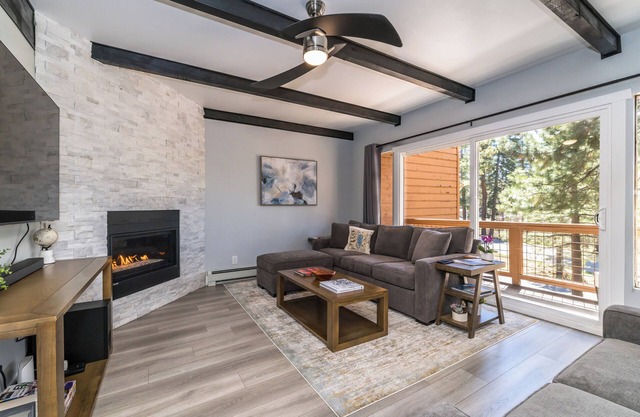 Mountain Retreat - Lake Tahoe - Incline Village w/Garage
