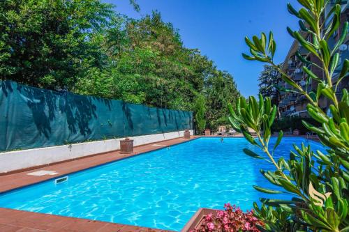 Mr Brown Aurelia Resort con piscina