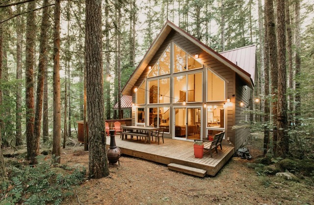 Mt. Baker Lodging Cabin 40 - Sleeps 8!