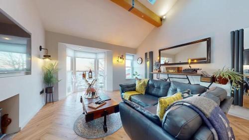 Mumbles Cottage & Stunning Ocean Views - Sleeps 4