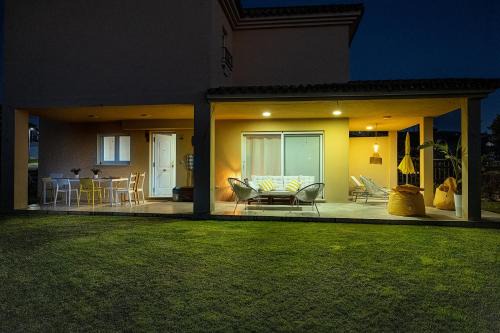 Mur Zahara. Fantástica casa en el Paraíso.