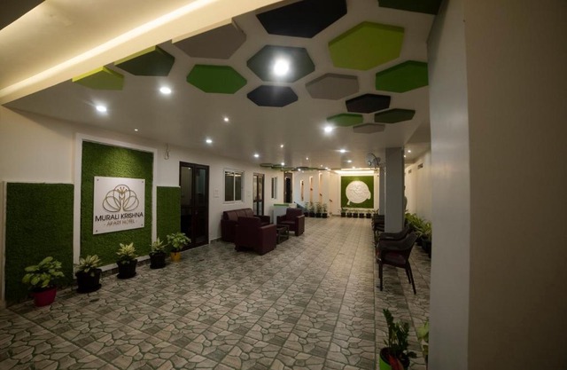 MURALI KRISHNA APART HOTEL