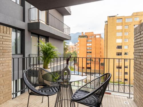 Muttuo by Wynwood House