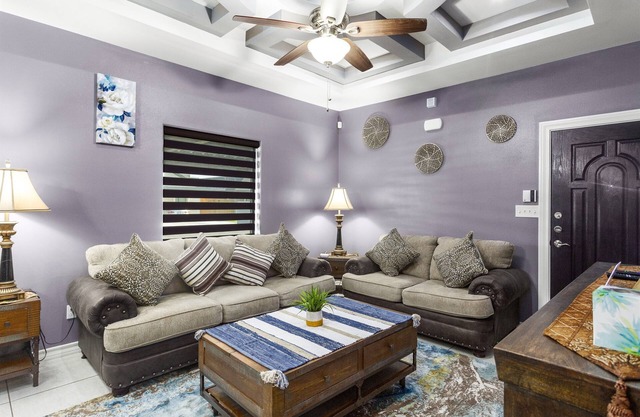 My Cozy Abode #2, 2 BR, 2 BA Apt. No Cleaning Fee