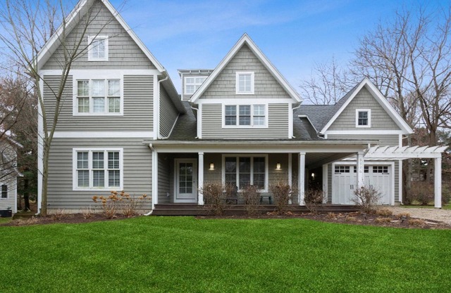 Mysa Retreat: Pool, Theatre, Fire Pit & More - 6+ Bedroom for 16 Guests!