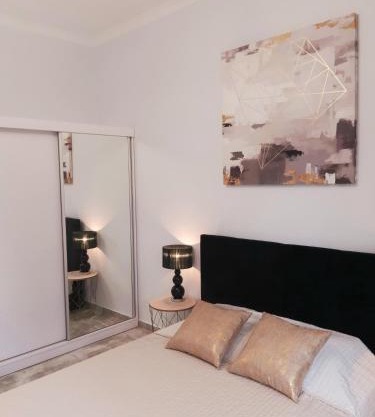 Na Grobli 20 Apartament z ogródkiem