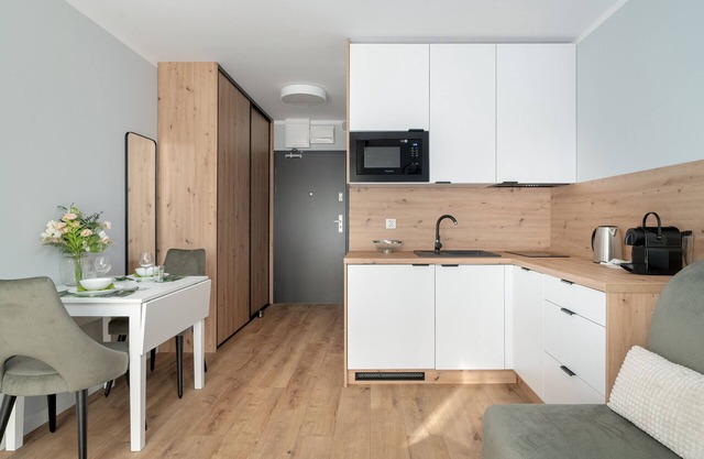 Nadolnik 8A | Studio for 2 people, Coffee machine | Poznań