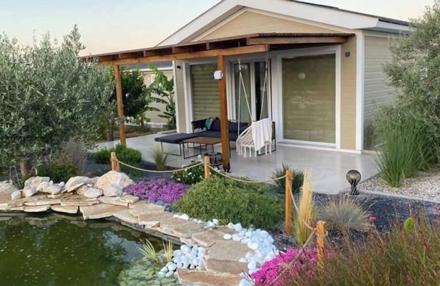 Nafplio Lodge. Tiny villa 2/4