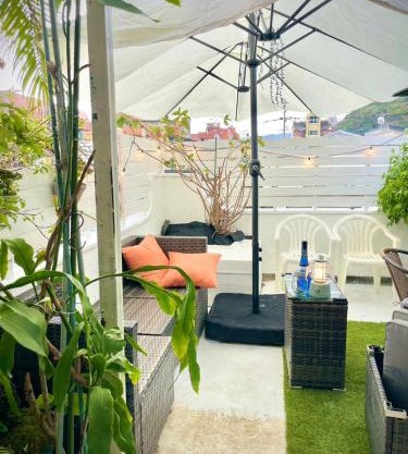 Nagahama House -奄美大島のテラス付一棟貸切-