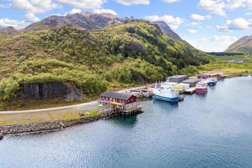 Napp kystfiske rorbu/leilighet