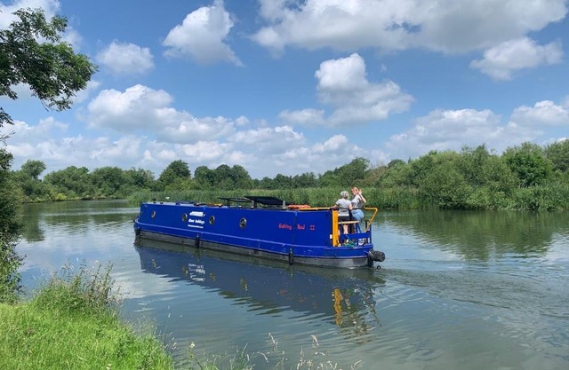 Narrowboat stay or Moving Holiday Abingdon On Thames DIFFERENT RATES APPLY ENSURE CORRECT RATE SELECTED