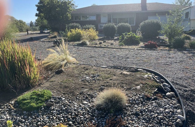 Near Centennial trail and downtown Spokane, Full basement apartment