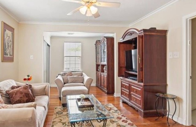 Near City Park and Bayou St John Peaceful and Pleasant