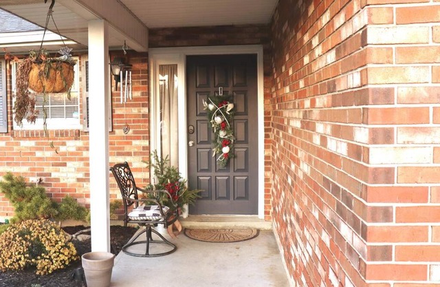 Near Kings Island & Hospitals